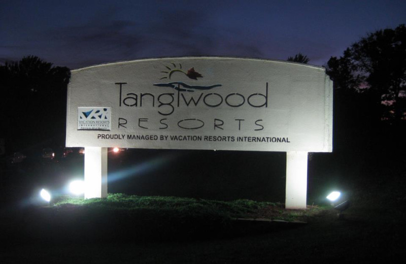 Enterance to Tanglwood Resort