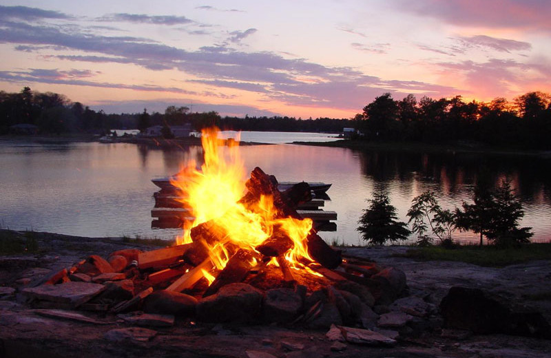 Bonfire at Hall's Housekeeping Cottages.