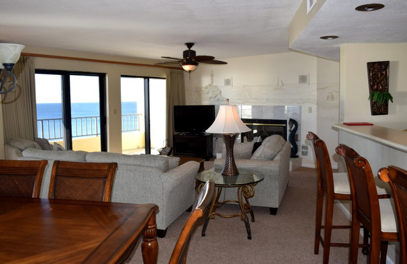 Rental living room at Alicia J. Hollis, Realtor.