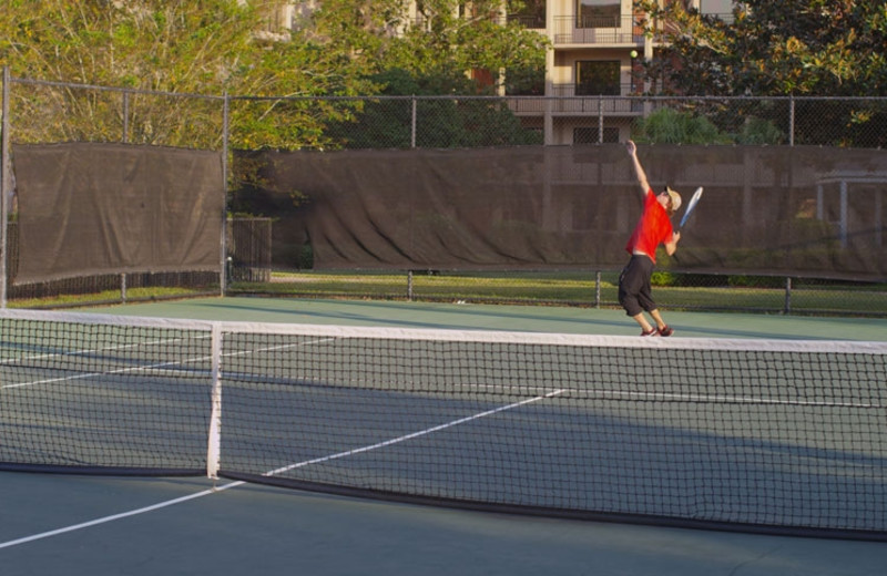 Tennis court at Wyndham Lake Buena Vista Resort.