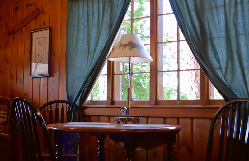 Cabin dining room at Zup's Fishing Resort and Canoe Outfitters.