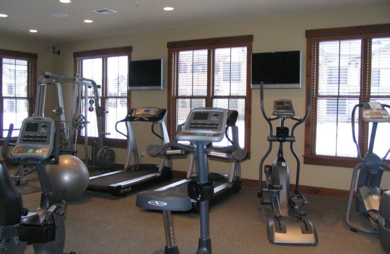 Fitness center at Five Star Rentals of Montana.