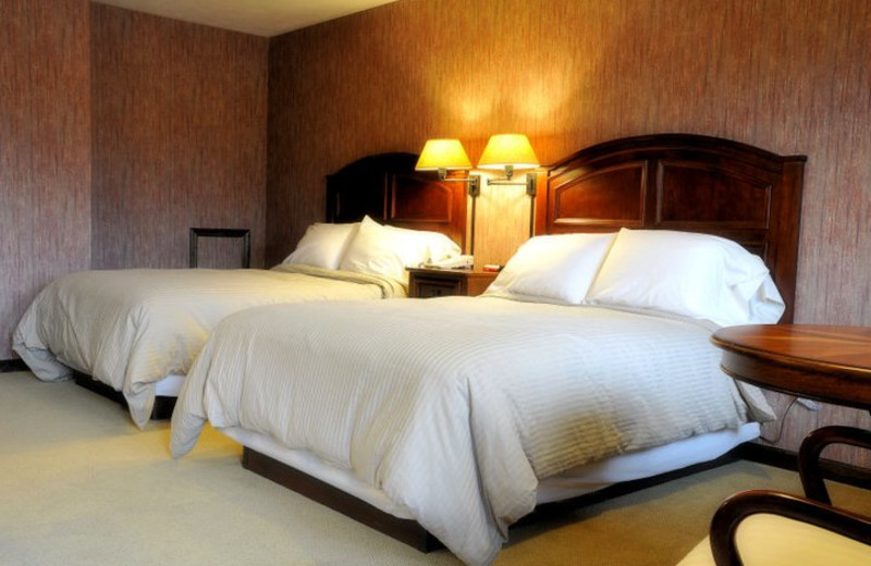 Guest suite at Water's Edge Inn & Conference Center.