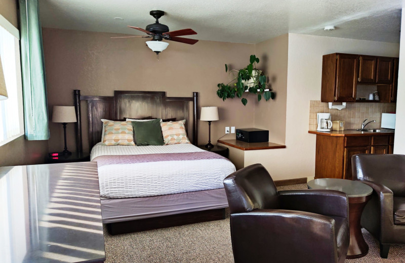 Guest room at Mountain View Lodge.