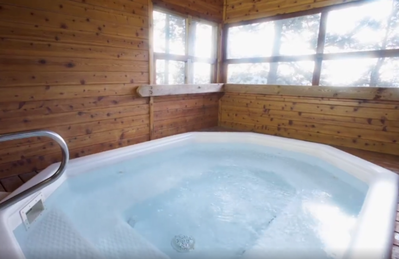 Hot tub at Barefoot Resort.