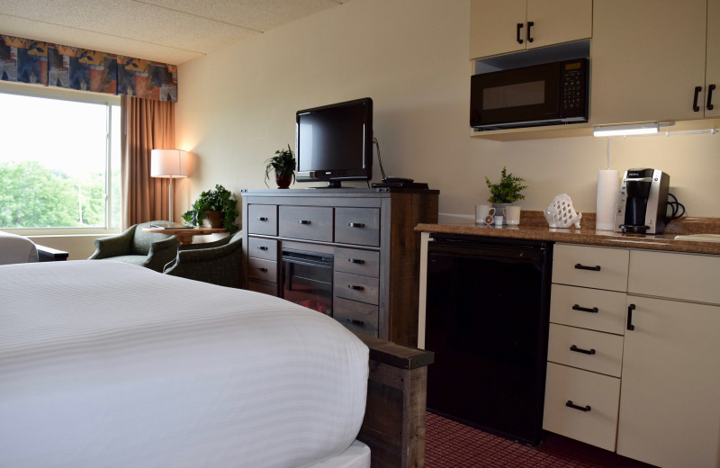 Guest room at Harbor Shores on Lake Geneva.