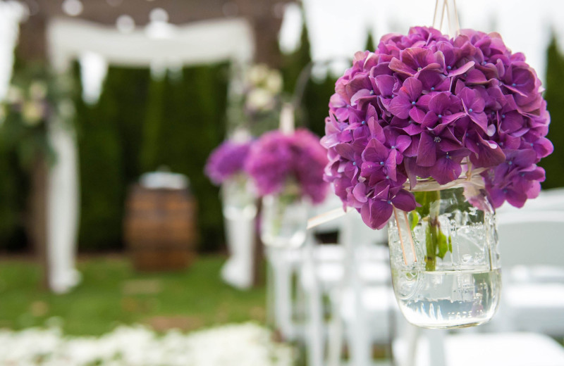 Weddings at The Inn at Crestwood.