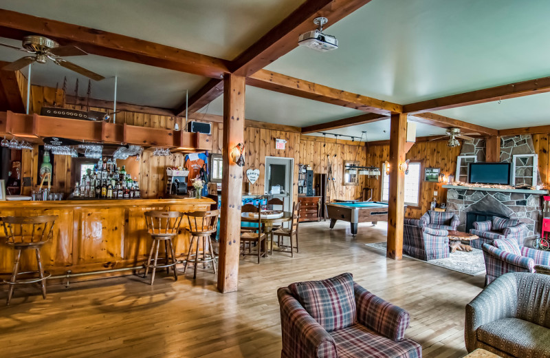 Bar at Bonnie View Inn.