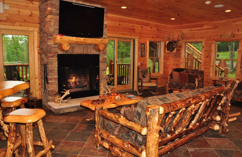 Cabin living room at Apple Creek Whitetails Ranch.