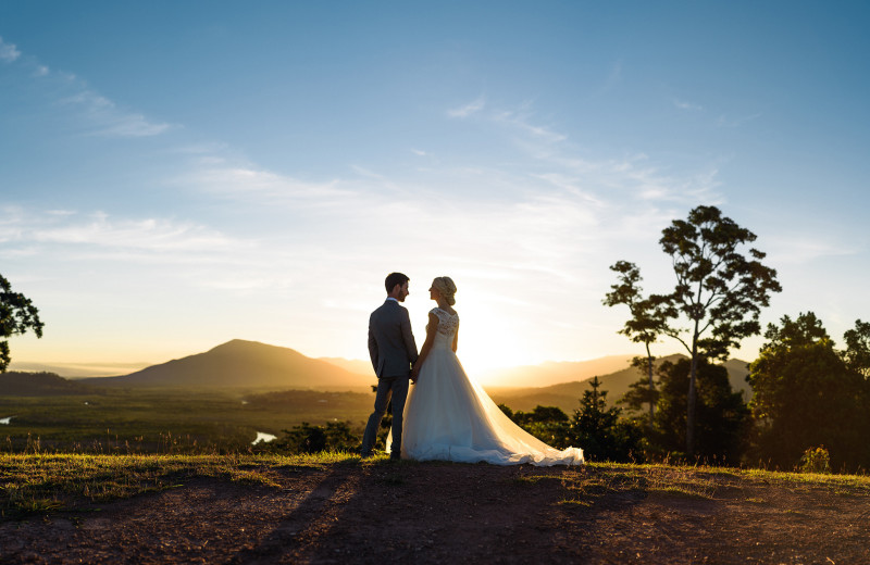 Weddings at Castaways Beachfront Resort.