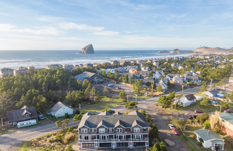 Rental exterior at Kiwanda Coastal Properties.