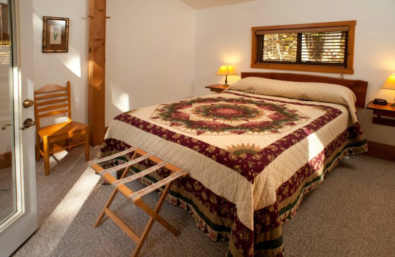 Cabin bedroom at Opossum Creek Retreat.