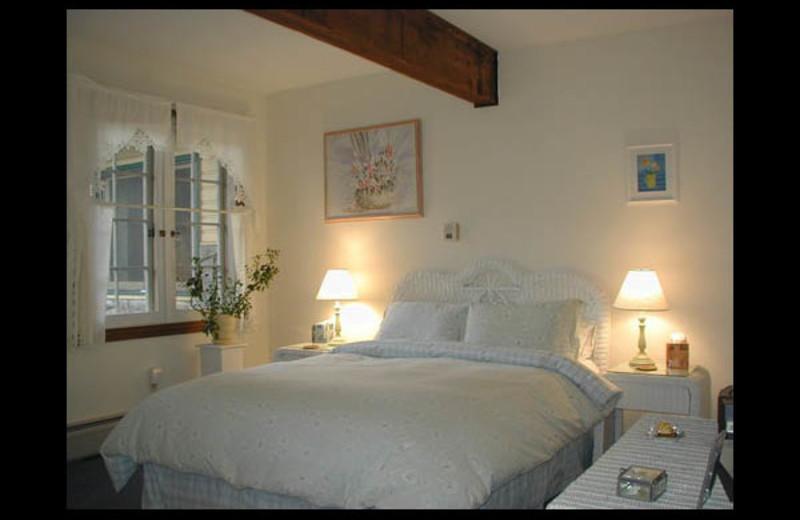 Guest room at Meadow Creek Lodge and Event Center.