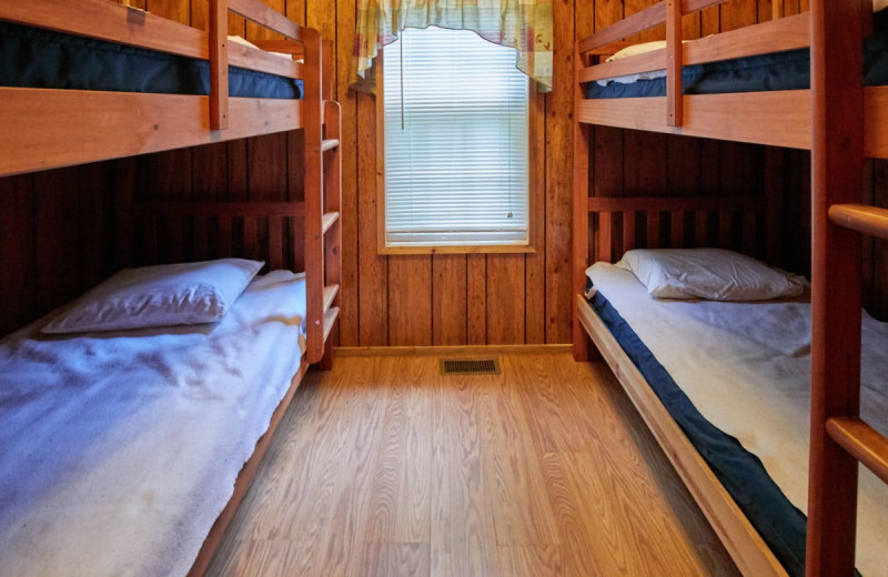 Cabin bunk beds at Lone Star Jellystone.