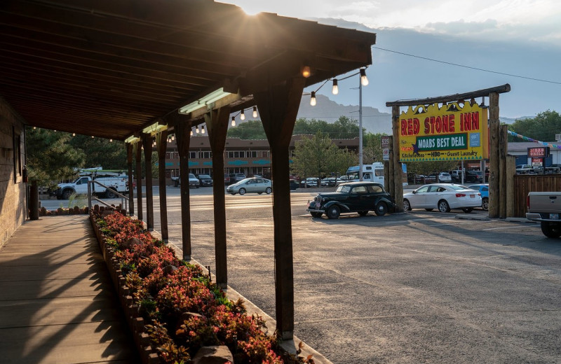 Exterior view of Redstone Inn.