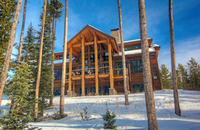 Exterior view of Big Sky Vacation Rentals.