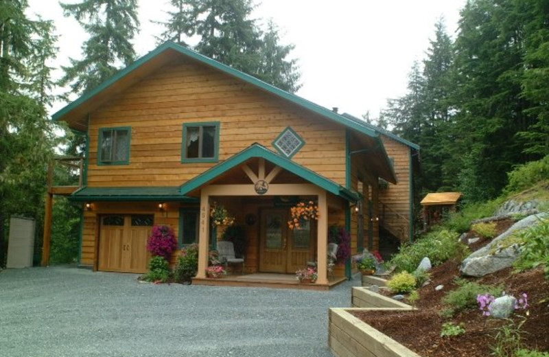 Exterior view of A Pearson's Pond Luxury Suites and Adventures.