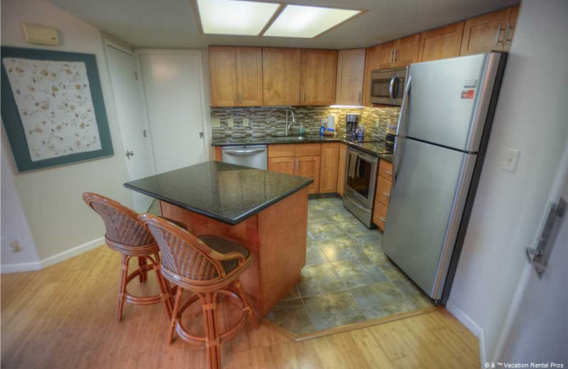 Renal kitchen at Vacation Rental Pros - Maui.
