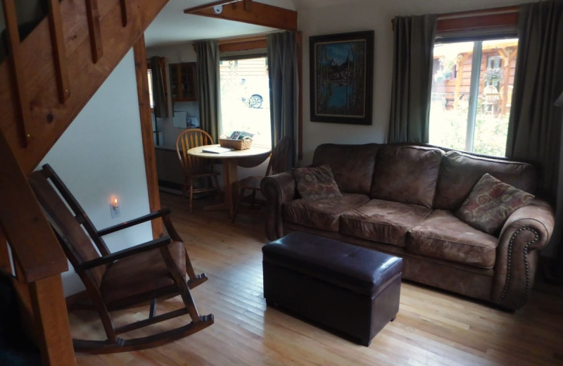 Cabin living room at Kenai River Drifter's Lodge.