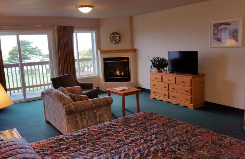 Guest room at Sunset Oceanfront Lodging.