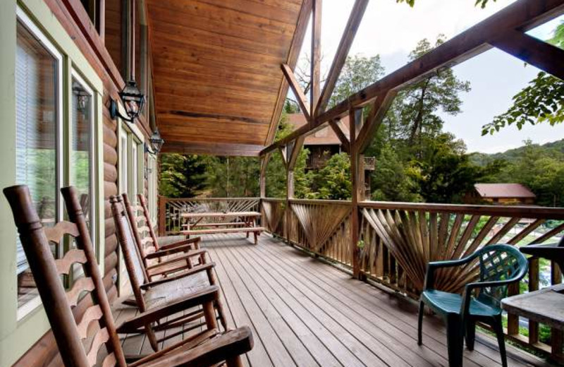 Vacation rental deck at Stony Brook Chalets.