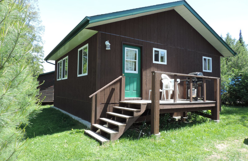 Cabin exterior at Owls Nest Lodge.