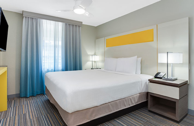 King Suite at Holiday Inn Resort Orlando Suites - Waterpark