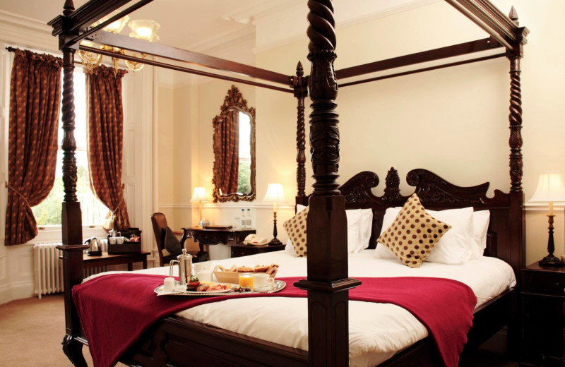 Guest room at Hatton Court.