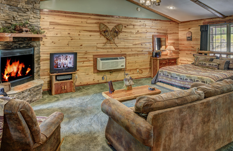 Sleeps 2-10 people