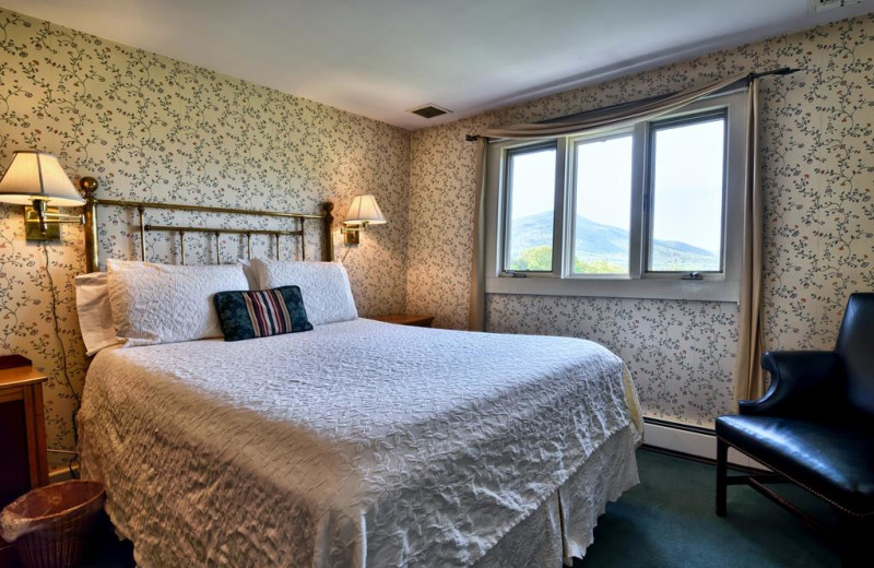 Classic style room at Darby Field Inn