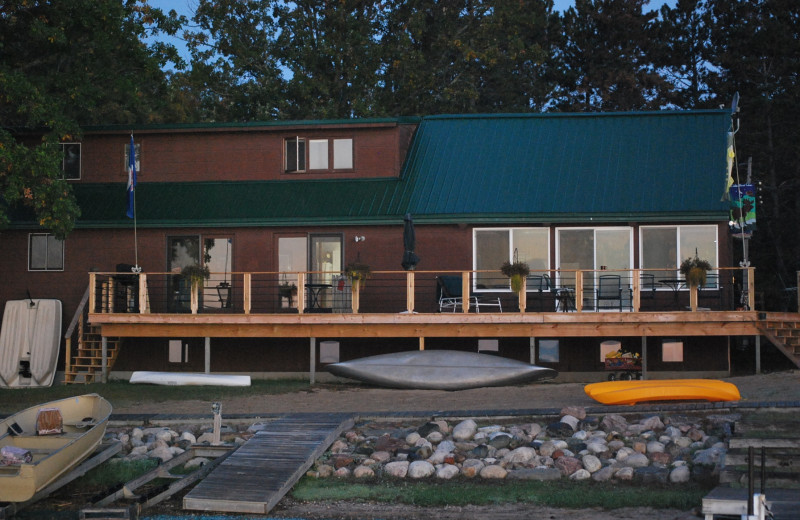 Lodge exterior at Geiger's Trails End.