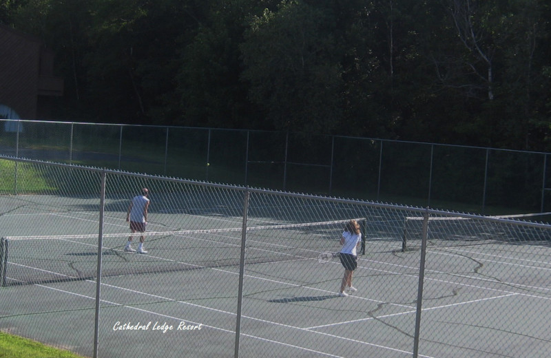 Tennis court at Cathedral Ledge Resort.