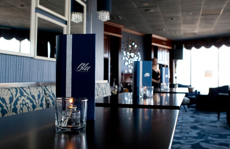 Bar and Restaurant at Pfister Hotel