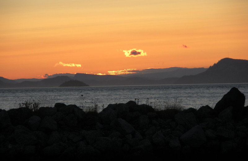 Sunset at Smuggler's Villa Resort.