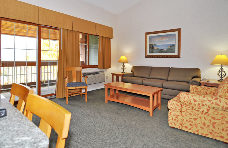 Suite interior at Lakeside Lodge & Suites.