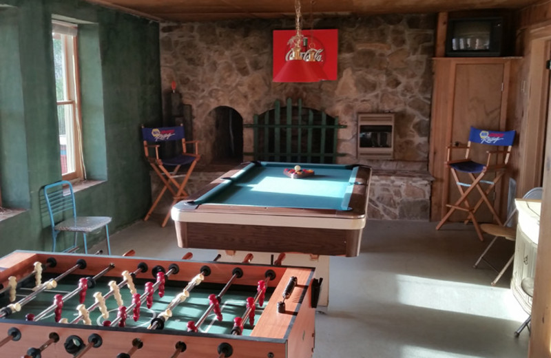 Rental game room at Dale Hollow Cabins.