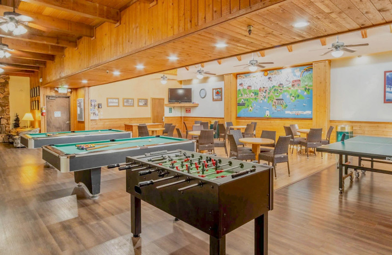 Game room at Lagonita Lodge.