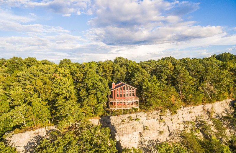 Rental exterior at Chattanooga Vacation Rentals.