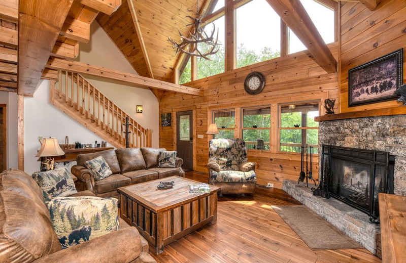 Cabin living room at Smoky Mountain Retreat Realty.