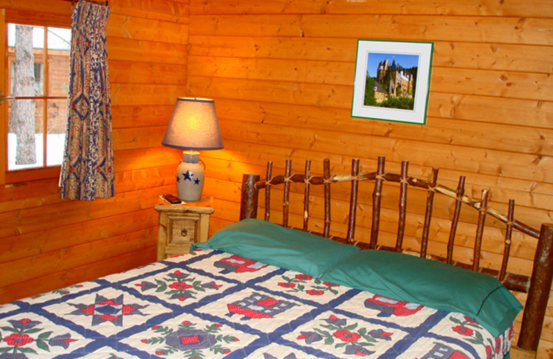 Cabin Bedoom at Mallard's Landing