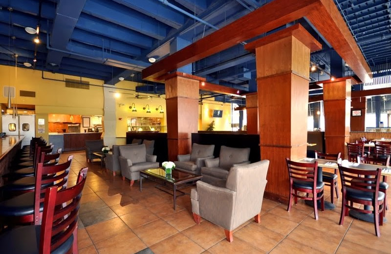 Dining at Best Western Grant Park Hotel.