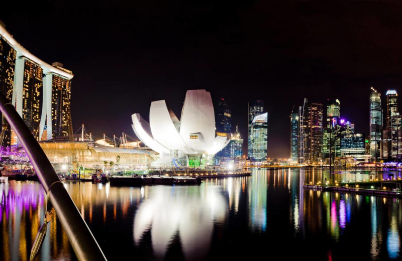 Night time at Four Seasons Hotel - Singapore.