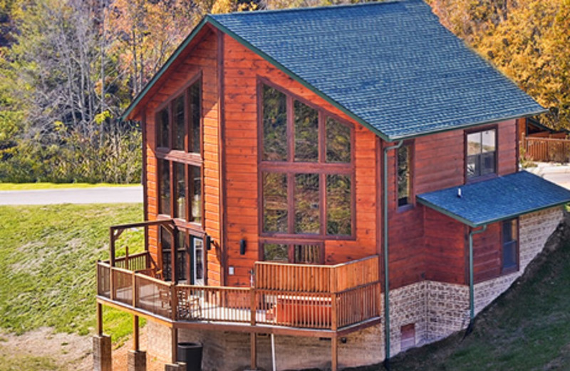 Cabin exterior at Dollywood Cabins.