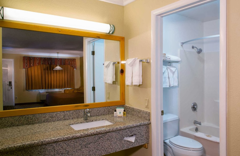 Guest bathroom at Desert Quail Inn.