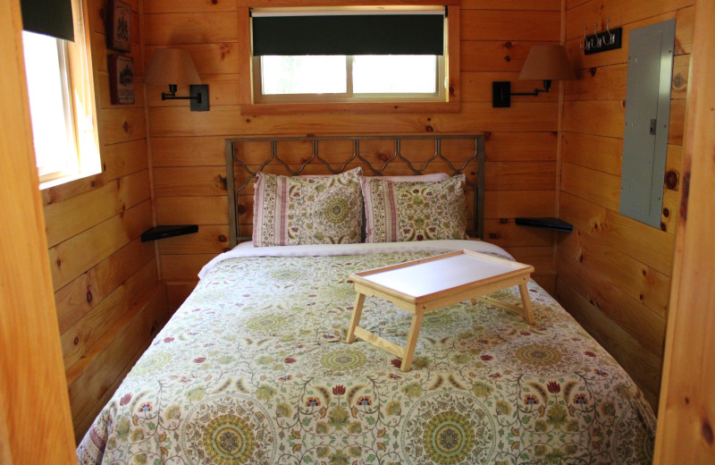 Cabin bedroom at Country Road Cabins.