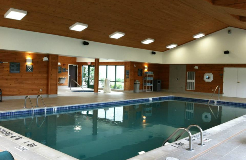 Indoor pool at Residence Inn Ann Arbor North.