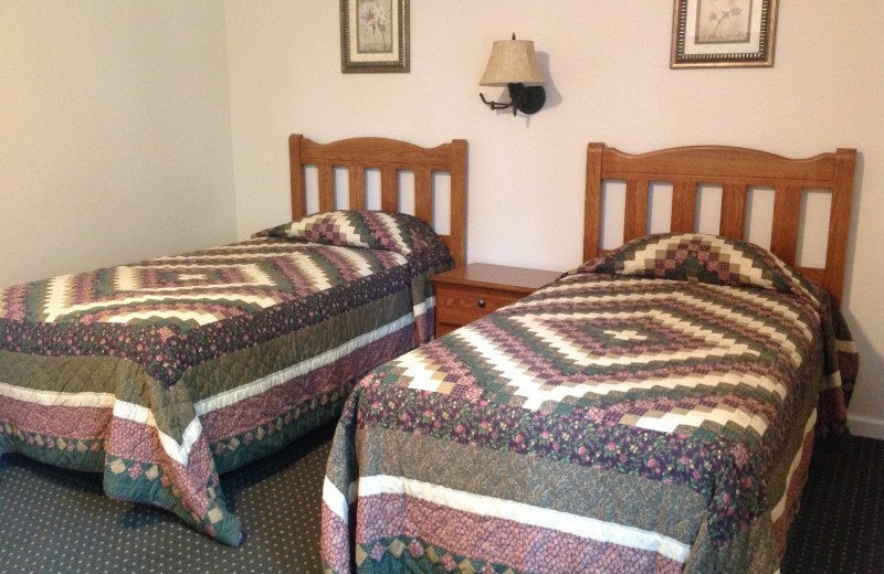 Laurel Ridge guest room at Central House Family Resort.