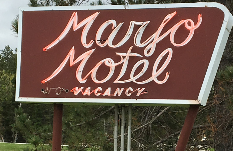 Sign at Marjo Motel.