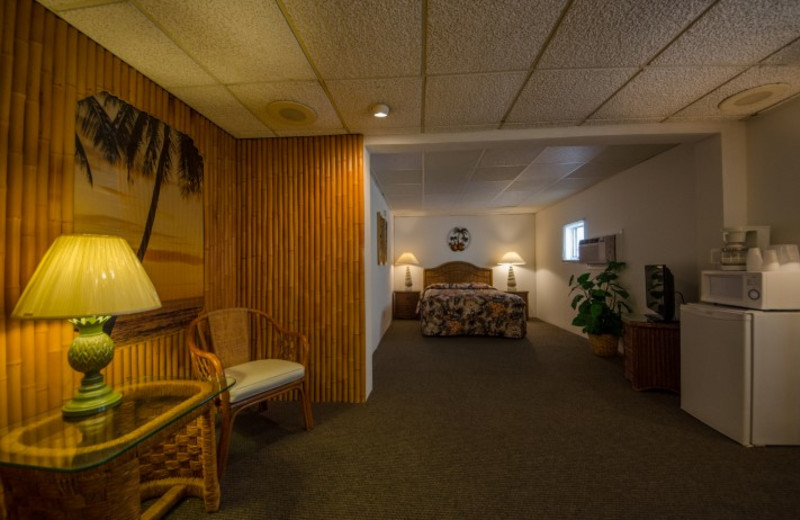 Guest room at Waikiki Oceanfront Inn.