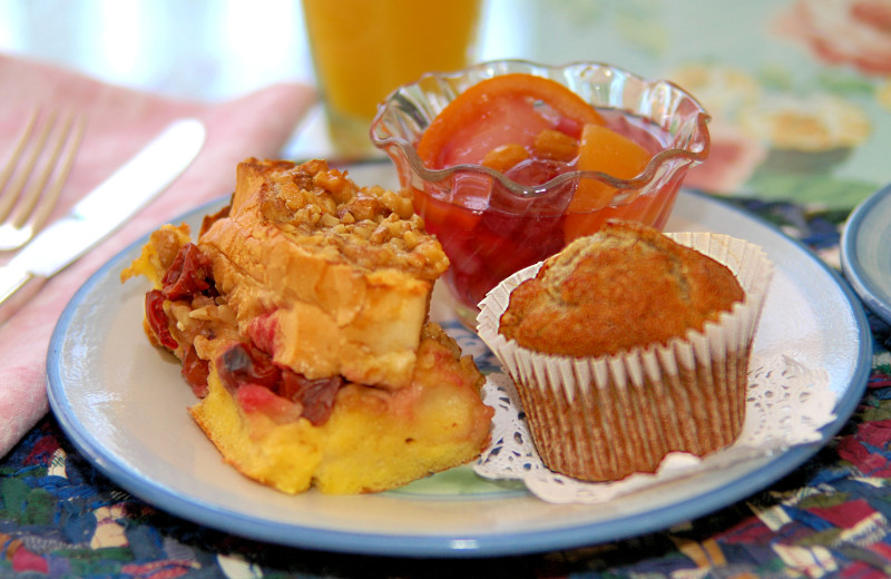 Breakfast at White Lace Inn.